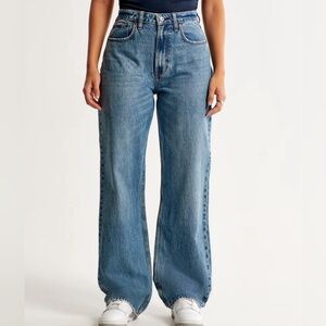 Abercrombie & fitch curve love high rise loose jean in medium